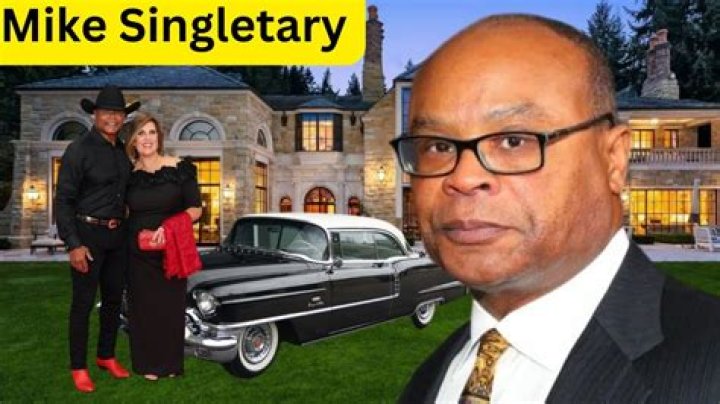 
Mike Singletary has been Married to his wife, Kim Singletary, since 1984 