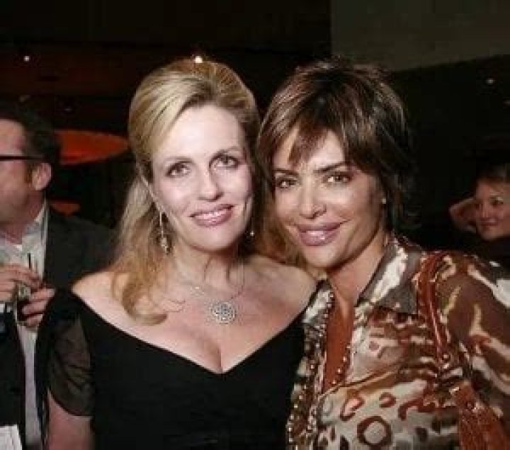 Nancy Rinna: Who Is She? Lisa Rinna Sister and Siblings, Her Age, Job and Family