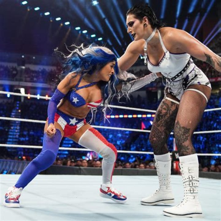 
Pedro De La Vega Height, Weight, Net Worth, Age, Birthday, Wikipedia, Who, Instagram, Biography 