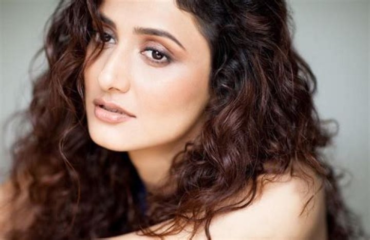 Ragini Sharma Height, Weight, Net Worth, Age, Birthday, Wikipedia, Who, Instagram, Biography