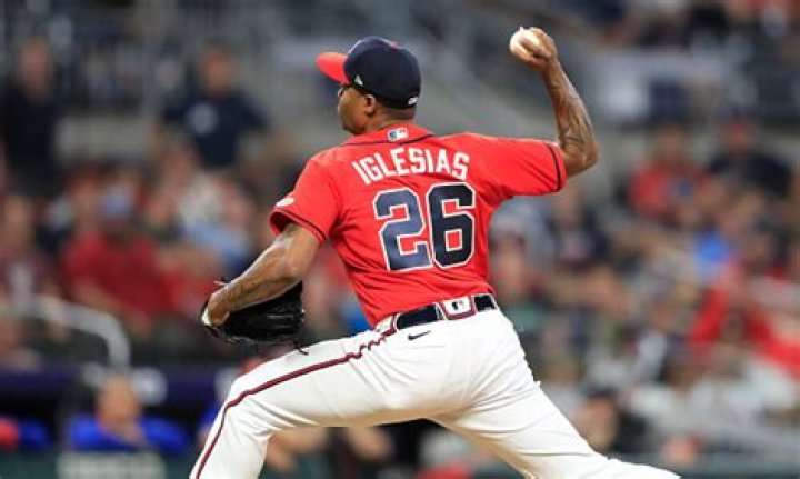 
Raisel Iglesias Height, Weight, Net Worth, Age, Birthday, Wikipedia, Who, Nationality, Biography 