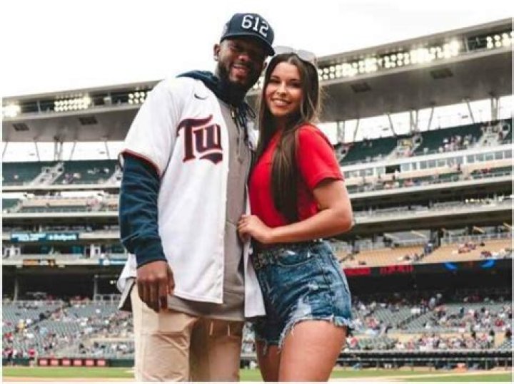 
Ravens WR Rashod Bateman Girlfriend Claire Kimbrell Is An ER Nurse, Facts Here 