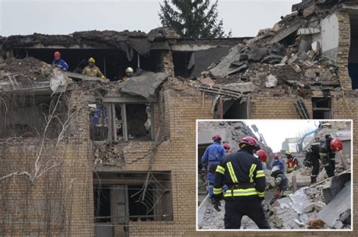 
Russian missile strikes Ukrainian apartment building, killing 1 and injuring dozens 