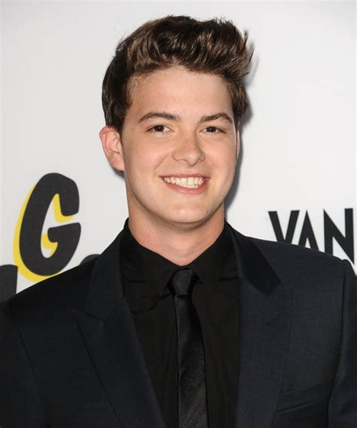 Ryan Broussard Height, Weight, Net Worth, Age, Birthday, Wikipedia, Who, Nationality, Biography