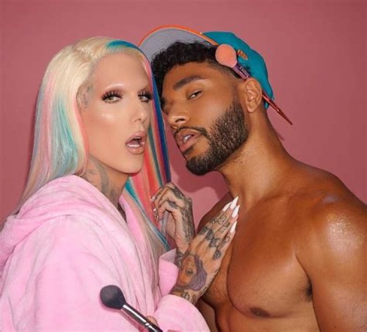 “Same build same hair” – Cole Kmet height explored as Jeffree Star dating claims send the internet into a frenzy