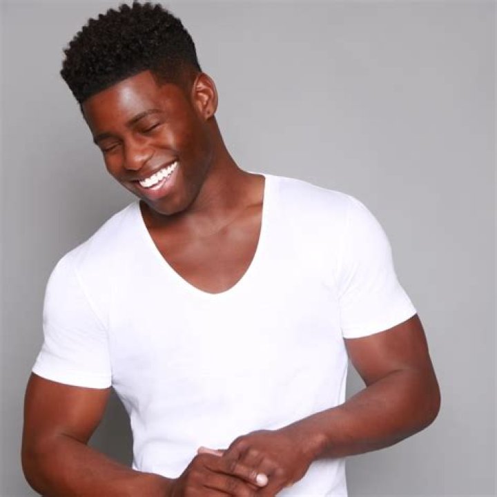 Santwon Mccray Height, Weight, Net Worth, Age, Birthday, Wikipedia, Who, Nationality, Biography