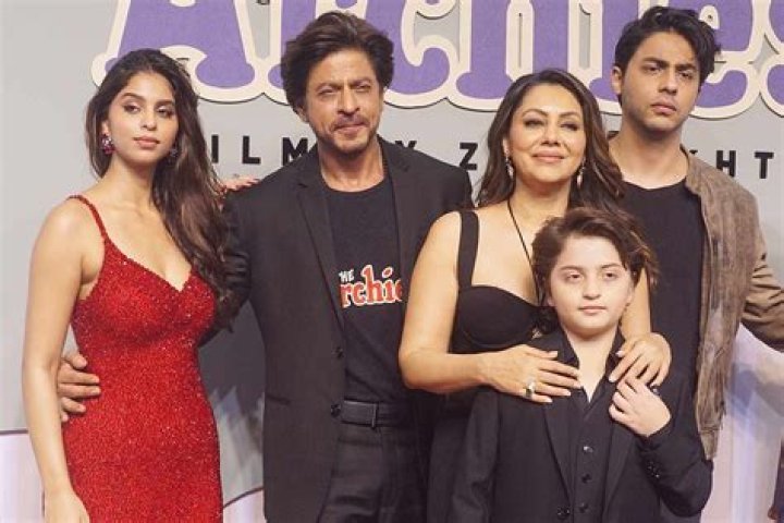 
Shah Rukh Khan Wife Who is Shah Rukh Khan Wife? 