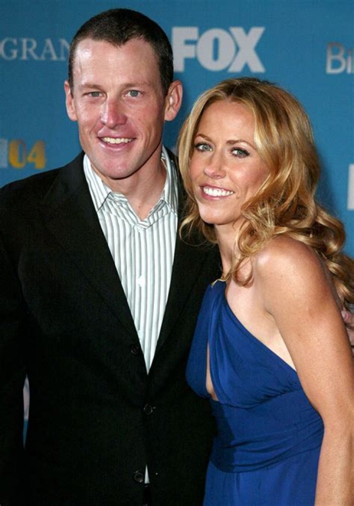 
Sheryl Crow’s Husband In 2022, Is She In A Relationship With Lance Armstrong? 