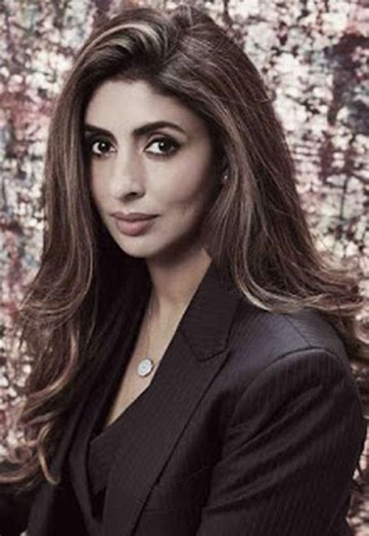 
Shweta Bachchan Height, Weight, Net Worth, Age, Birthday, Wikipedia, Who, Nationality, Biography 