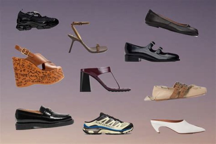 
SM Entertainment to take legal actions against allegations of EXO Suho stealing 300 pairs of designer shoes from a stylist 