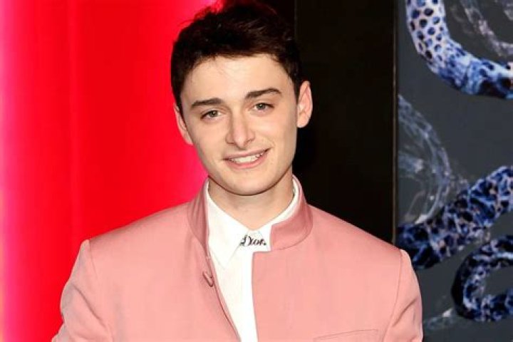 
‘Stranger Things’ ‘ Noah Schnapp Comes Out as Gay After ‘Being Scared in the Closet for 18 Years’ 