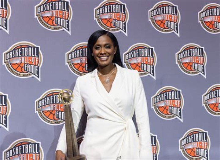
Swin Cash Got Married To Her Long-term Partner In Georgia: Facts About The Vice President of Basketball Operations And Team Development 
