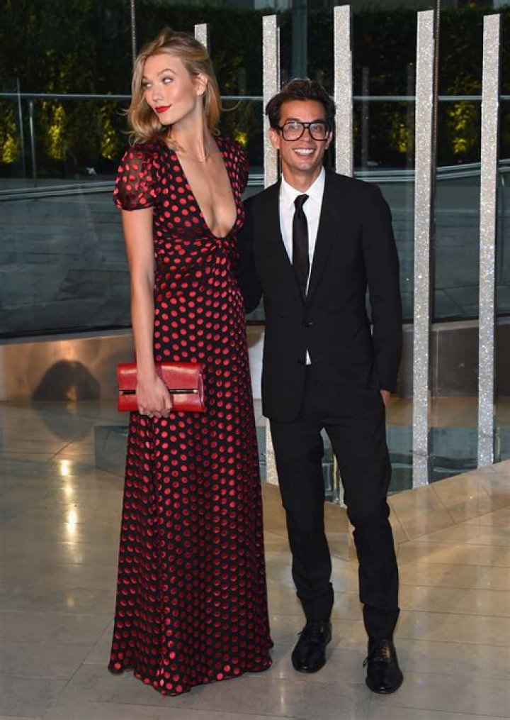 
Sydney Herz Height, Weight, Net Worth, Age, Birthday, Wikipedia, Who, Nationality, Biography 