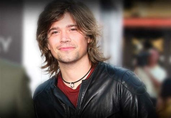 Taylor Hanson Height, Weight, Net Worth, Age, Birthday, Wikipedia, Who, Nationality, Biography