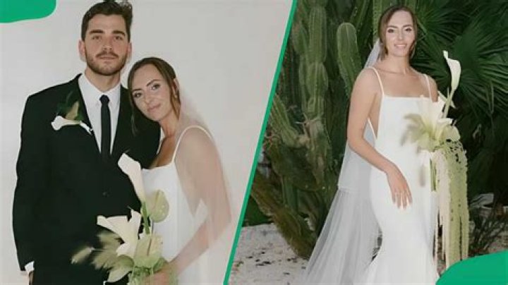 Taylor Slater Is The Daughter Of Tamara Michell And Kelly Slater; Everything To Know About