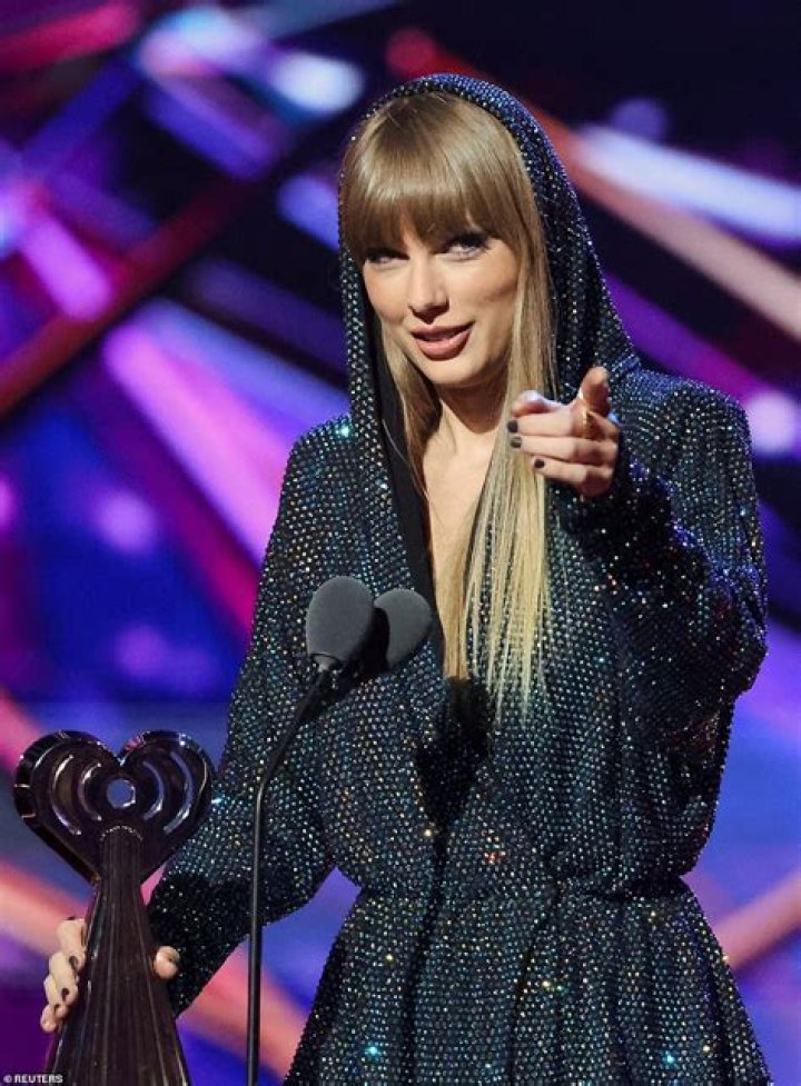 
Taylor Swift and Harry Styles Win Big at iHeartRadio Music Awards 2023 