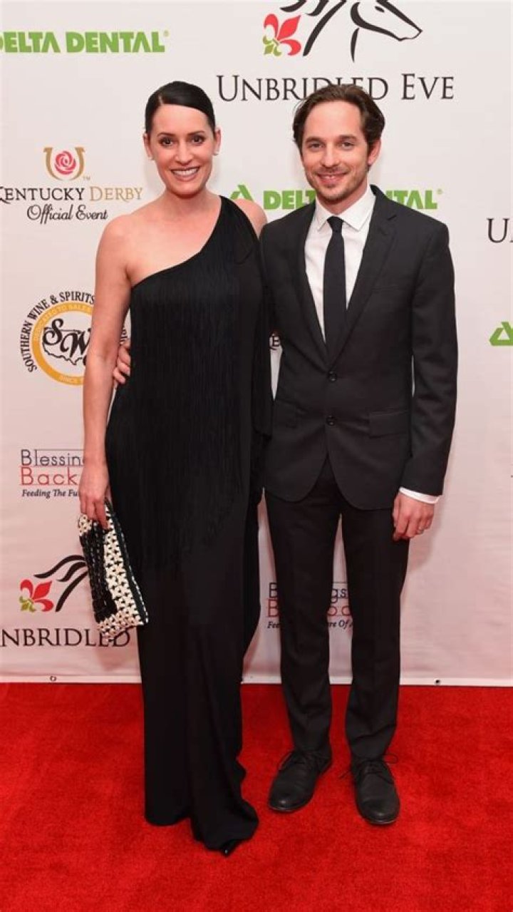 
The Untold Truth About Paget Brewster’s Husband Steve Damstra 