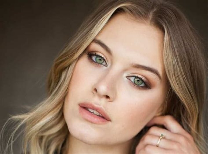 
Tiera Skovbye’s Wiki: Height, Age, Sister Ali Skovbye, Net Worth 