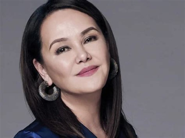 
Twitter Users Identify Business Socialite Who Fell From A Hotel In Singapore As FIla’s Chris Albert, Are The Rumors True? 