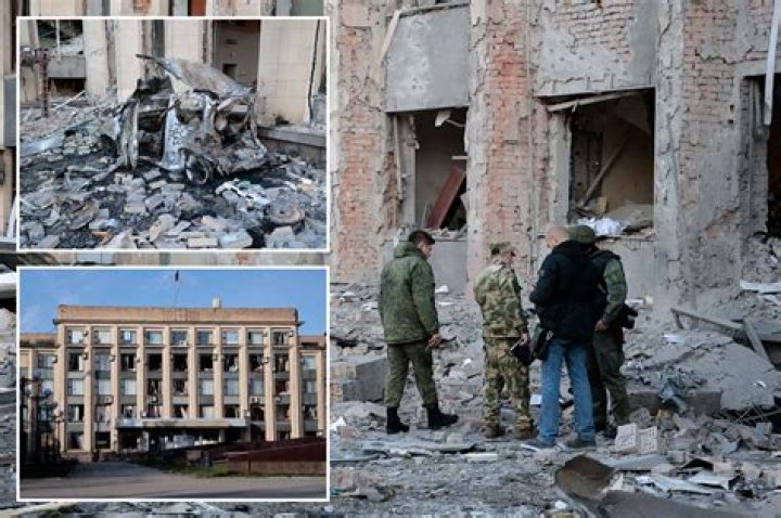 
Ukraine: Rockets strike mayor’s office in separatist Donetsk 