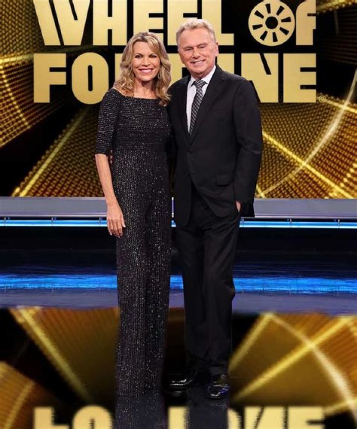 
Vanna White Opens Up About Her ‘Brother and Sister’ Bond with Pat Sajak: ‘We Speak Each Other’s Language’ 