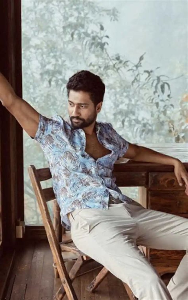 Vicky Kaushal Height, Weight, Net Worth, Age, Birthday, Wikipedia, Who, Instagram, Biography