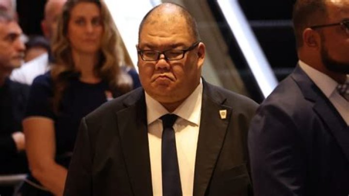 
Vincent Choy Cheung Height, Weight, Net Worth, Age, Birthday, Wikipedia, Who, Nationality, Biography 