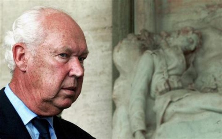 
Vittorio Petrone Age, Birthday, Wikipedia, Who, Nationality, Biography 