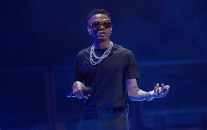
”We Love You” – DJ Tunez Opens Wizkid’s Madison Square Show With Davido’s Songs 