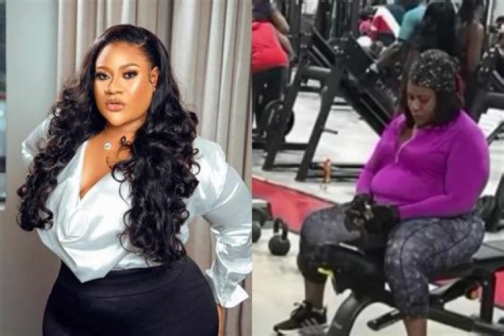 
Wetin You Smoke, You Forget My Name? – Nkechi Blessing Claps Back At BBNaija Nina Ivy 