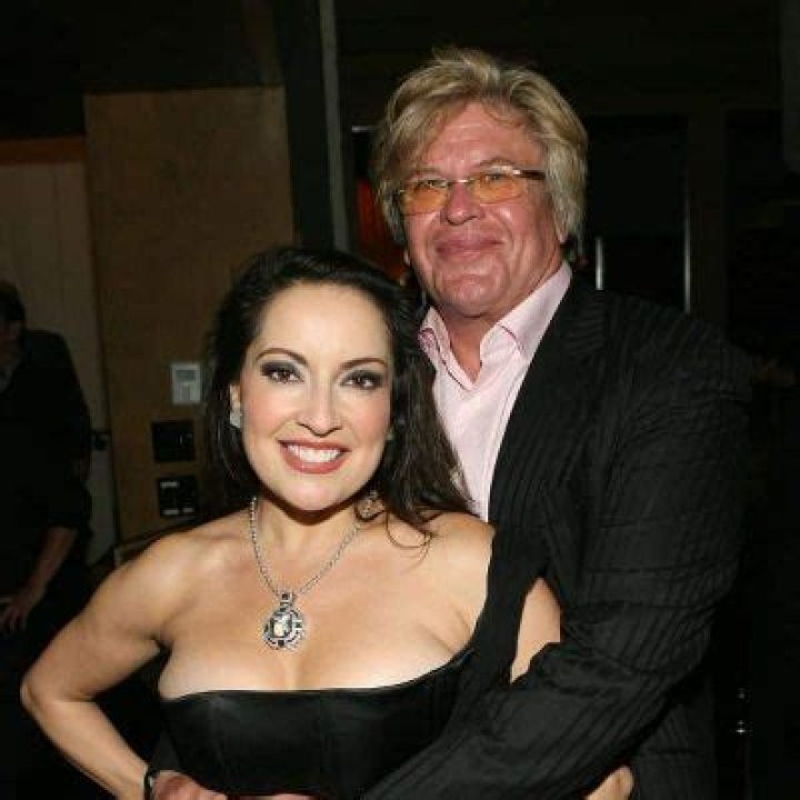 Where Is Barbara Dobbs Now? Ron White’s Ex-Wife