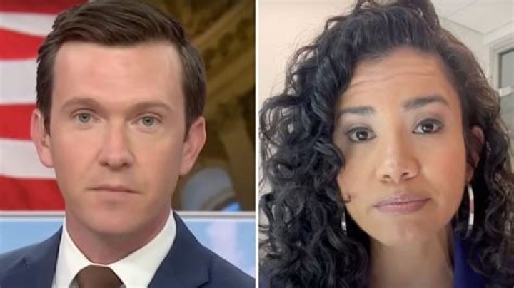 Who Are Laura Barron Lopez Parents? The CNN Political Analyst Is Soon Moving To PBS NewsHour