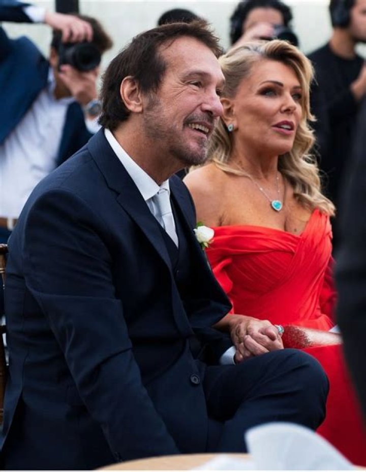 Who Is Emílio Surita Esposa Anne Luyet? Apresentador(Presenter) Cancer Update