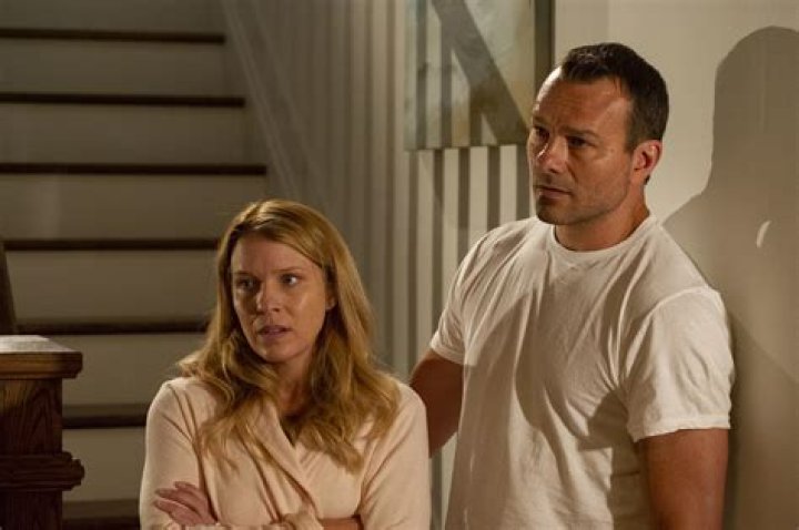 
Who Is Jeff Teravainen Wife- Are They Divorced? Children & Family 