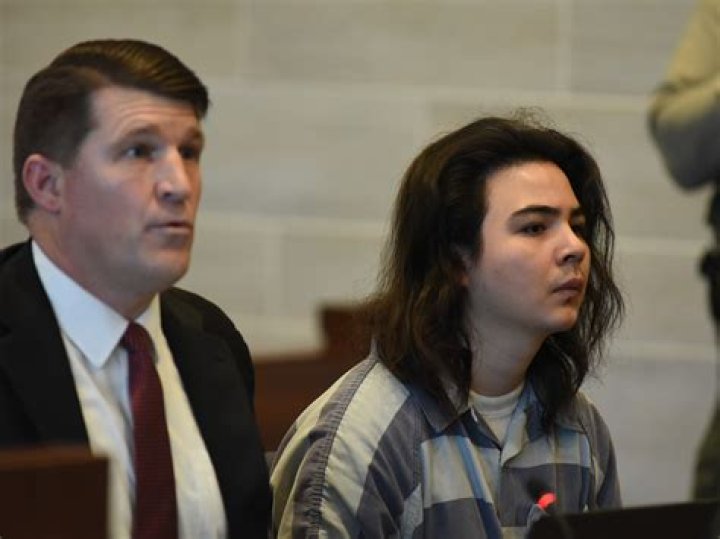 
Who is Kimberlee Guillory, woman stabbed by Carlos Dominguez near UC Davis, California? 