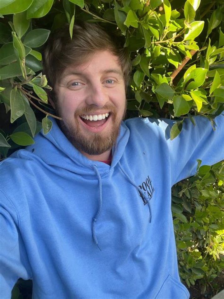 Who is YouTuber Alpharad? Real Name, Age, Net Worth, Girlfriend