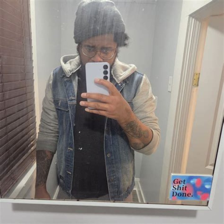 Why Is Joe Keery Instagram Deleted? Reddit Users Have Theories On What Happened