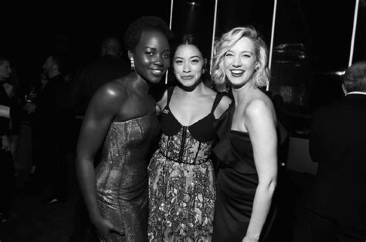 Yael Grobglas Height, Weight, Net Worth, Age, Birthday, Wikipedia, Who, Nationality, Biography