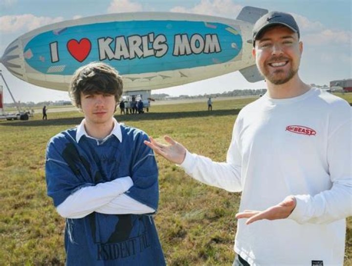 
Zeb Jacobs Height, Weight, Net Worth, Age, Birthday, Wikipedia, Who, Nationality, Biography 