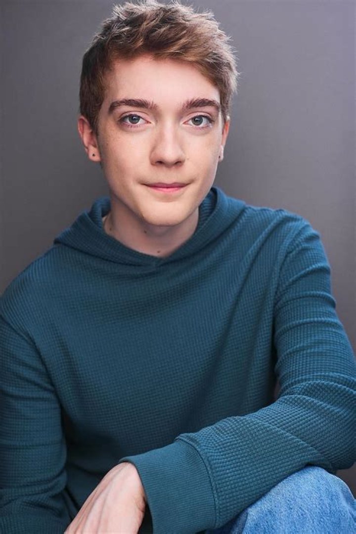 Zell Steele Morrow Height, Age, Family, Biography, Wiki, Net Worth